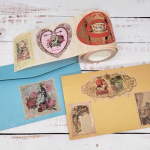 Alice's Adventures in Wonderland washistickers van goudfolie. Ongeveer 160 goudfoliestickers. Laat geen plakkerige resten achter bij verwijdering