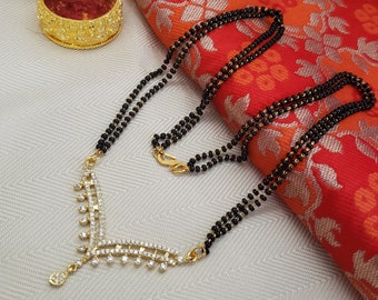 Kurze schwarze Perlen, Gold filled Mangalsutra. CZ und Perlen Halskette.