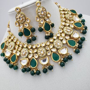 Green Kundan Necklace set with earrings. High quality kundan set for Indian bride.