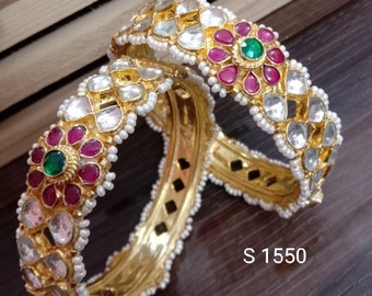 Ahmadabadi Kundan Bangles, Handmade Kundan jewelry with pearls.