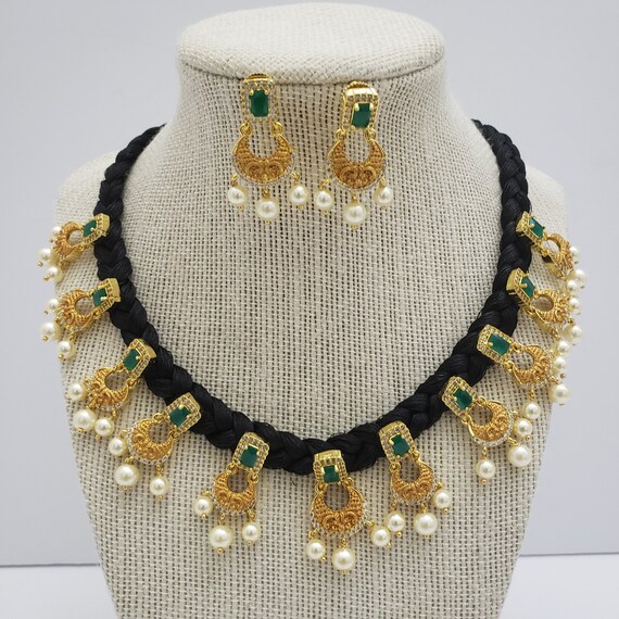Black and gold silk thread necklace best sale