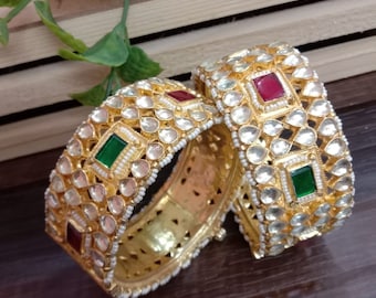 Ahmadabadi Kundan Bangles, Handmade Kundan jewelry with pearls.