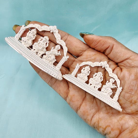 Pure Silver Trimurthi Mandhir Lakshmi, Ganapathi and Saraswathi