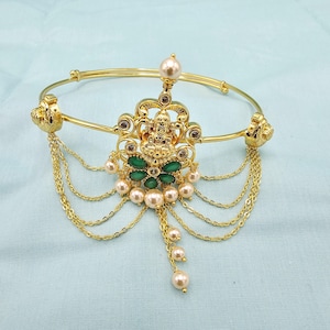92.5 Silver adult Baaju bandh, Lakshmi Armlet, Traditional Vanki, CZ aravanki with Semi precious Ruby and emerald, South Indian Jewelry.