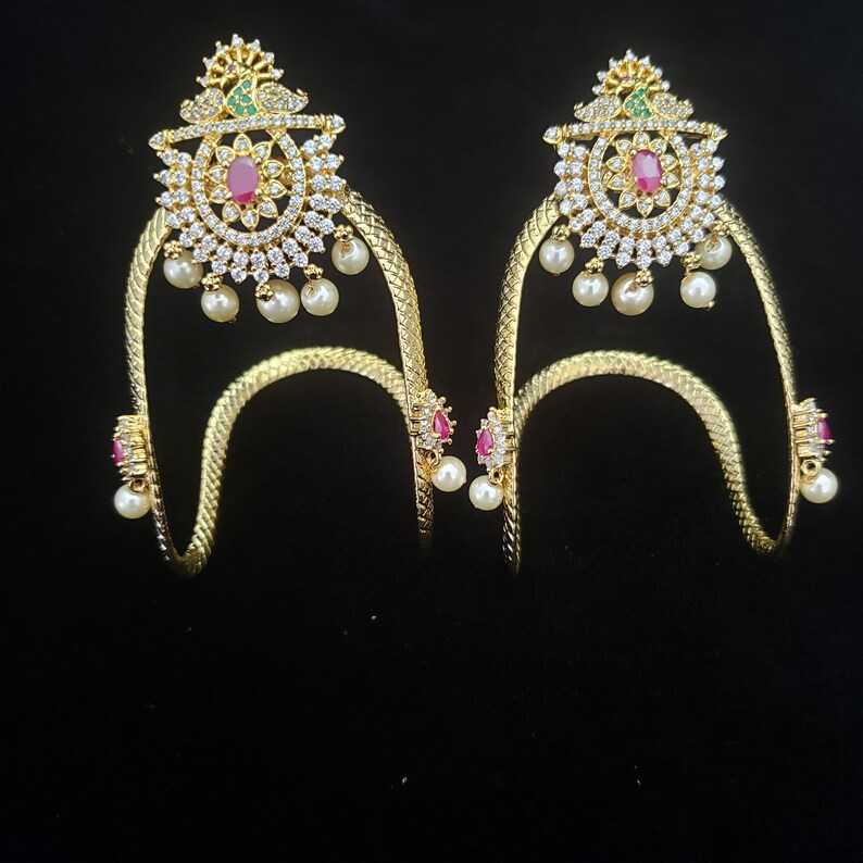 Kids ArmletsBaaju bandhAra vanki CZ armlet with Semi precious Ruby and emerald Traditional Vanki