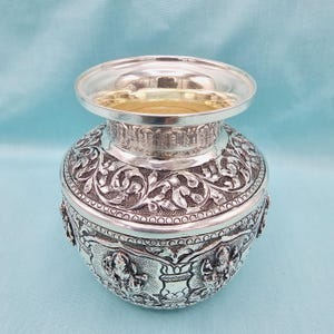 92,5 Silber Ashta Lakshmi Kalasam / Kalash Pooja-Artikel für Zuhause, Silber-Pooja-Artikel, 4 &quot;Silber Kalasham Chembu. Sravana Maasam Pooja-Dekor-Artikel