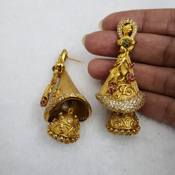 latest earrings collections 2023 || new gold earring dasings buttalu ||  బంగారు చెవిరింగులు మోడల్స్ - YouTube