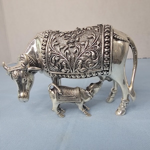 92.5 pure Silver cow and calf idol, housewarming decor, Gowmatha with 92.5 hallmark, kamadenu idol, Aavu dooda for new homes.