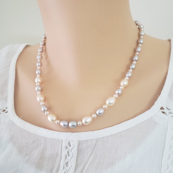【新品未使用】baroque pearl combi necklace Gray N Peach Combi Freshwater Pearl Necklace, Unique and Genuine