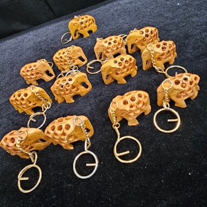 3D Elefant, handgefertigter Holzschlüsselbund, indisches Kunsthandwerk made in India, Holzschildkrötenschlüsselbund. Geschenkartikel