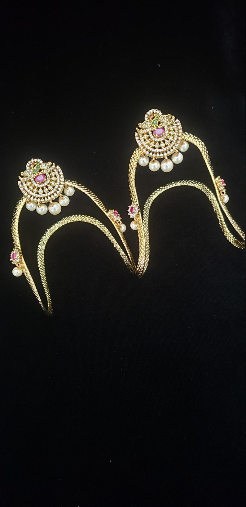 Kids ArmletsBaaju bandhAra vanki CZ armlet with Semi precious Ruby and emerald Traditional Vanki