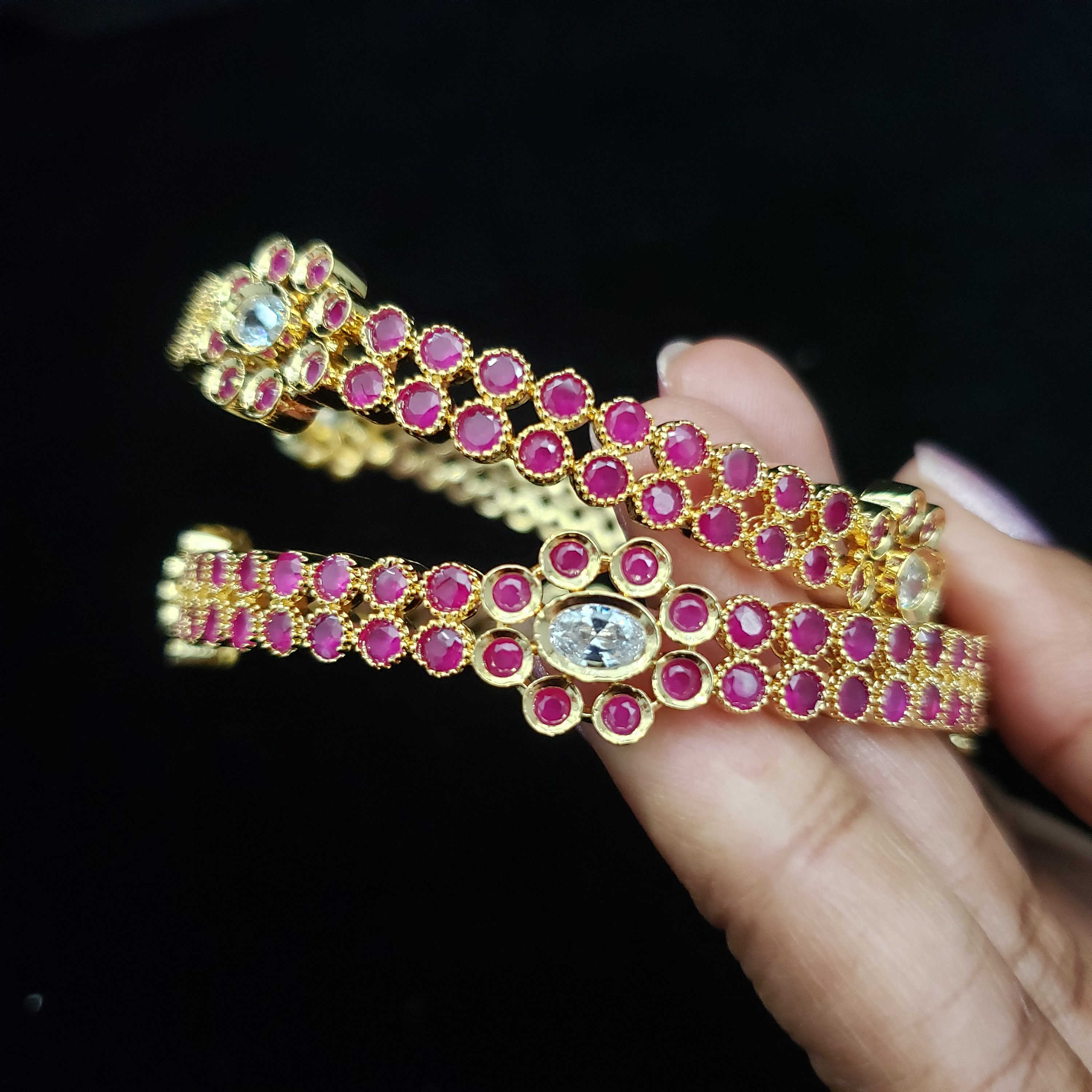 ブラックストーンのファンシーバングルセット、バングル2個セット、2.8