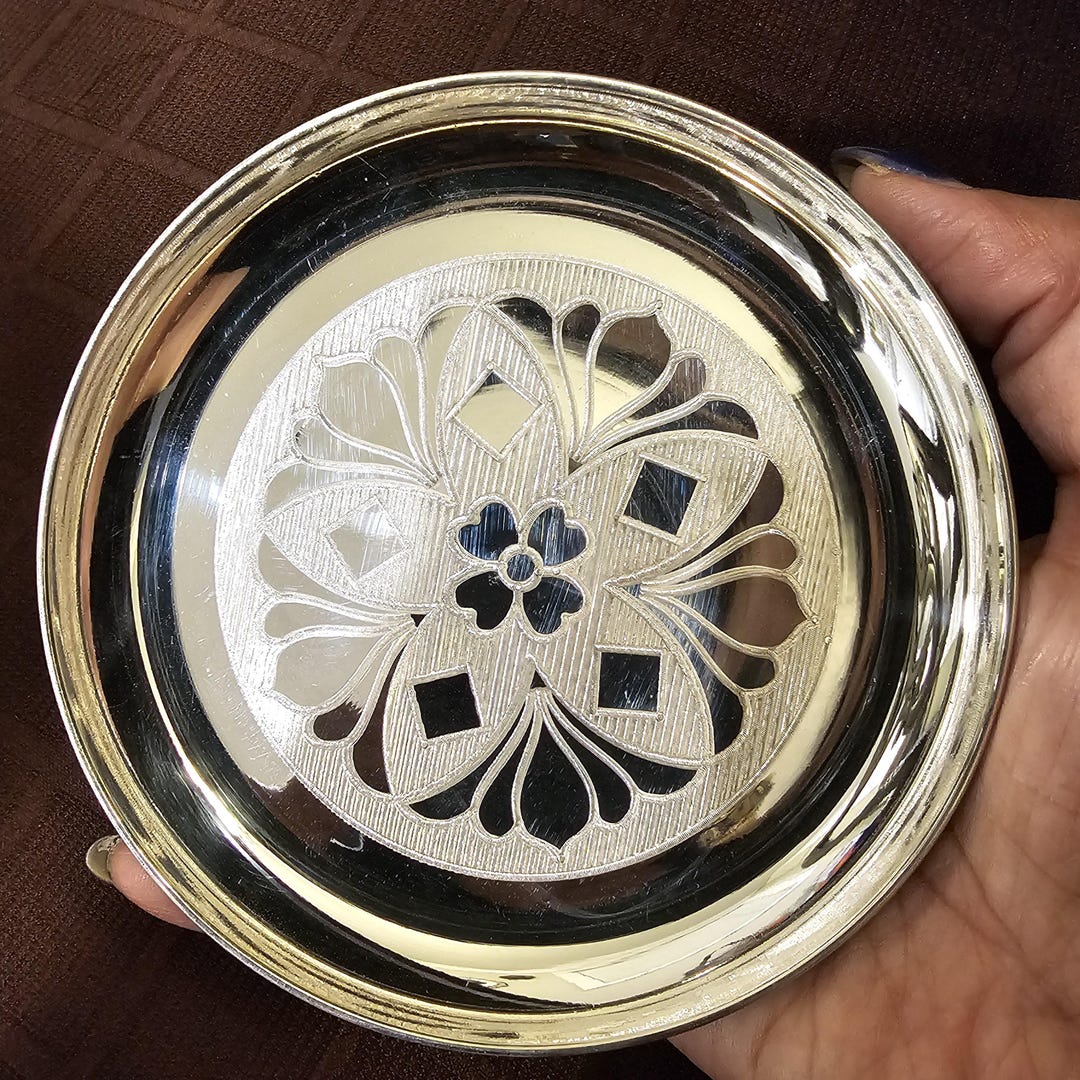 Pure Silver Small Plates. Flower Pattern Designs, 4-5
