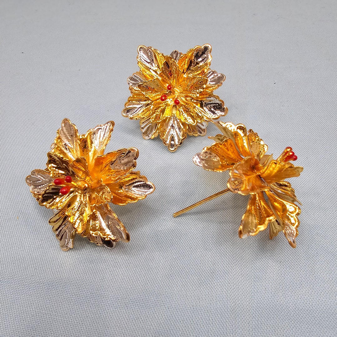 Pure Silver Pooja Flowers, 3 Layers in Dual Tone, Pooja Offering