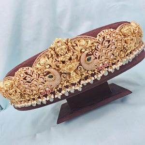 大人のラクシュミ デヴィ ピーコック ヴァッダナム、CZ ワーク付きブライダル ヴァッダナム、プレミアム品質の寺院デザイン ヴァッダナム