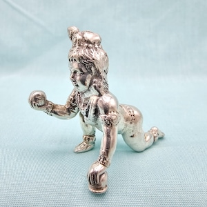 Silver Laddu Krishna, Baby Krishna in crawling position, Chinni Krishna, Bala krishna, Laadu Gopal, silver Venna Krishna, puja room decor.