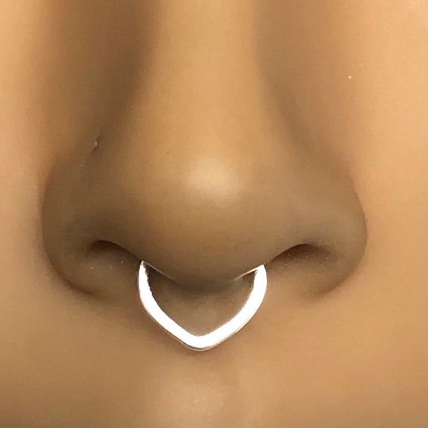 S.925 V Fake Septum Ring Septum Jewelry non piercing Dainty septum jewelry Faux septum ring V shape septum