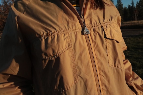 1970’s Pacific Trail Tan Rain Shell Hooded Jacket - image 10