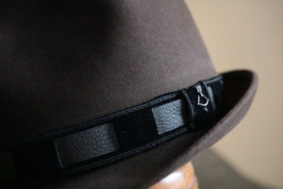 Mid Century Chocolate Brown Felted Fedora with Ve… - image 2