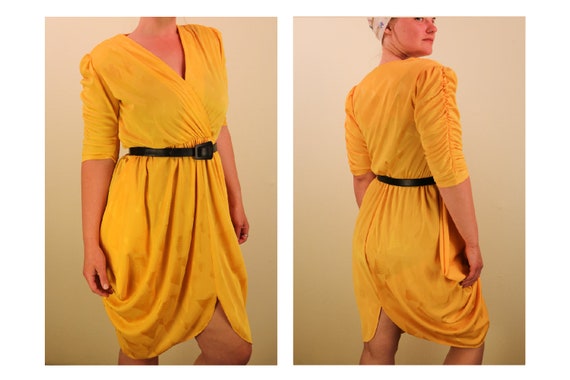 80’s Loud Yellow Cocoon Dress With Ruffled Sleeves