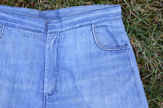1980's Soft Cotton Denim Mid Rise Shorts - image 2