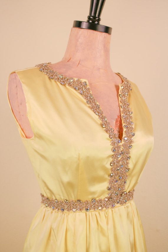 1950's Yellow With Rhinestone Empire Waist Satin … - image 8