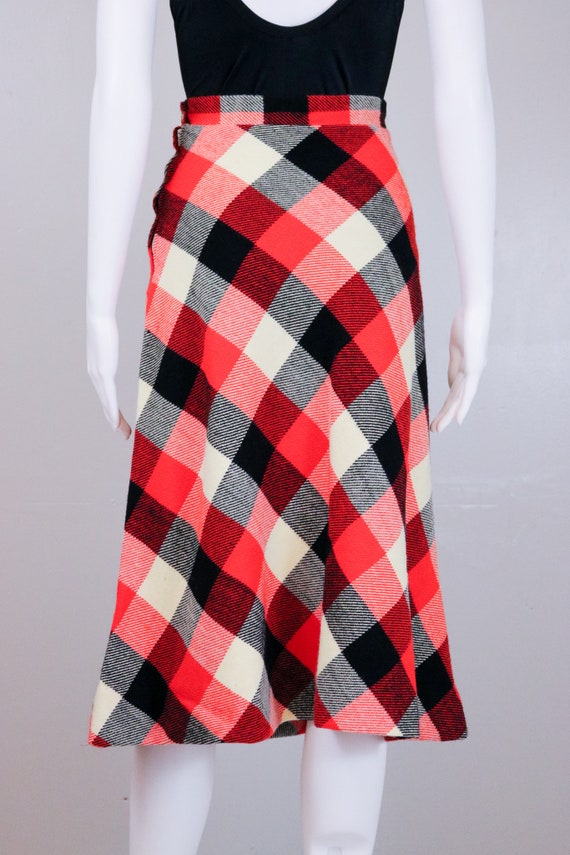 Vintage 1960's Plaid Skirt - image 4