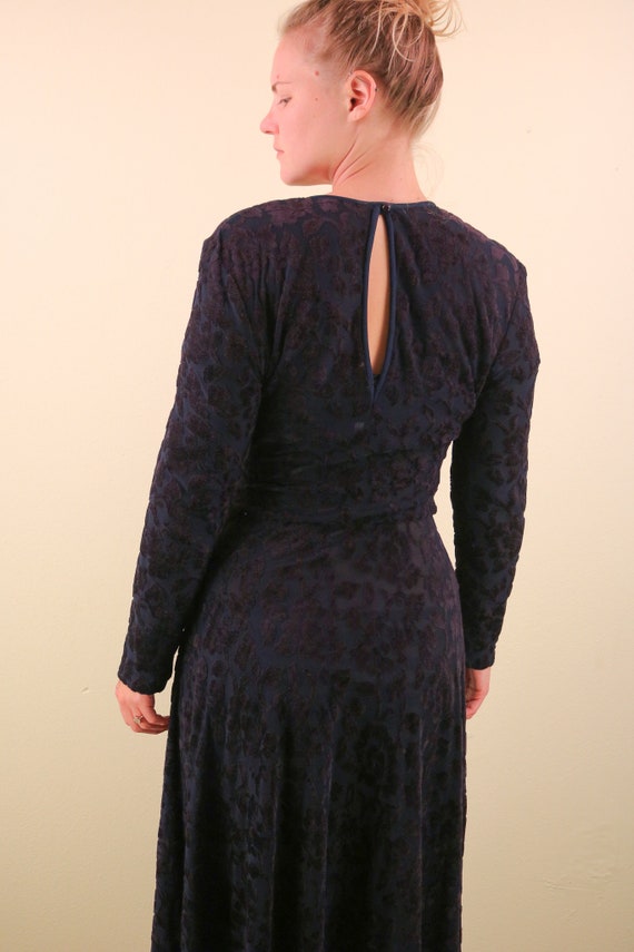 1970’s Navy Blue Floral Velvet Burn Out Mesh Maxi… - image 3