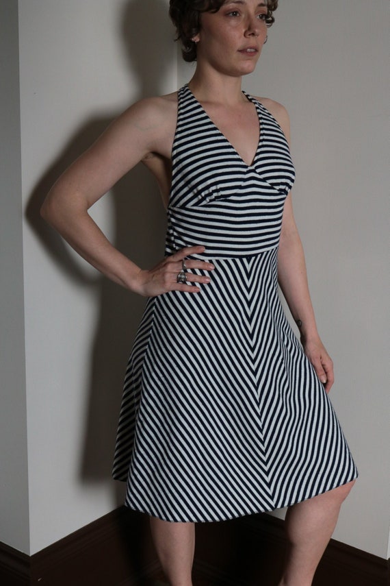 1960's Navy Blue and White Knit Striped Geometric 