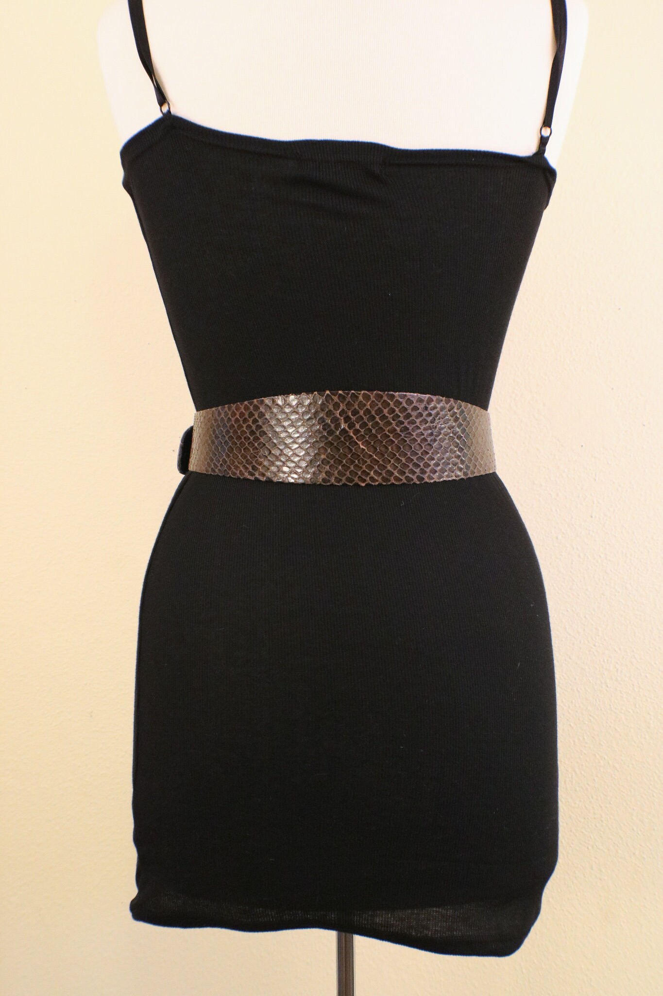 Snake Skin 1980s vintage Mobwife statement belt Vintage White Leather Belt Faux Snakeskin Finish Medium (31  main image 2