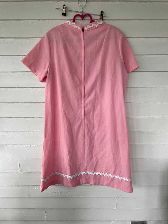 Cute Bubblegum Pink Mod 60s Short Sleeve Midi Dre… - image 6