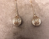 Vintage gold drop earrings