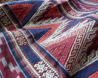 Lao Tai Leur Handwoven Cotton Cloth in Natural Dyes