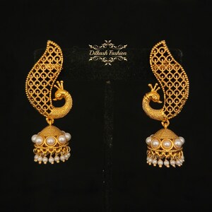 Pakistani Indian Punjabi Gold Polki Pearl Jhumki Jhumka Earrings Dilkash Fashion Jewelry Chandbali Morni Peacock Pearls Champagne Kundan
