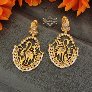 Pakistani Indian Punjabi Gold Pearls Polki Morni Earrings Dilkash Fashion Jewelry Bollywood Peacock Chandbali Jhumki Jhumka Studs Moti