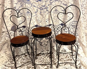 Vintage Bistro Ice Cream Parlor Set 2 Chairs and 1 Table Large Doll Furniture Twisted Metal Heart Wire Chairs Toy Rustic Display