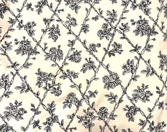 Waverly Garden Room Calif King Fitted Sheet with Four Pillowcases Black and White Rose  French Country Look