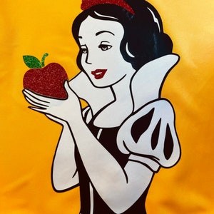 Snow’s Apple Skirt