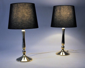 Paire de lampes de table en laiton vintage classique de Scandinavie des années 1950
