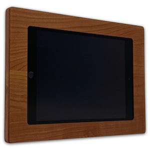iPad Air 2 (9.7"|2014) wooden tablet wall holder | trade fair | seminar room | iPad holder | information terminal | wall mount | protective cover