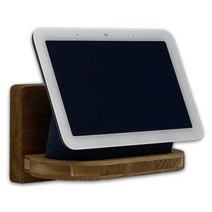 Google Nest Home Hub (2nd Gen) Oak Wall Mount