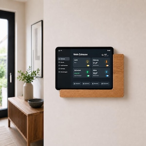 Tablet Wandhalterung Holz Eiche universal, iPad Wandhalter mit Ladefunktion, Tablet Halter Wand Smart Home, USB-C Lightning kompatibel