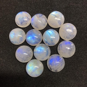 12mm Blue flashy AAA Quality Natural Rainbow moonstone Cabochon Loose Gemstone