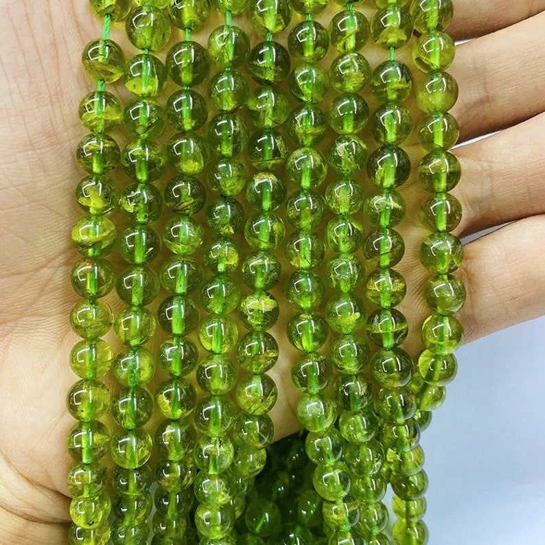 AAA High Quality Peridot Round beads 4MM 6MM 8MM Star Quality Peridot Round Smooth Beads 15.5 Full Strand image 2