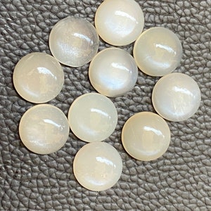 AAA Natural Flashy White Moonstone Round Cabochon, Calibrated Sizes Loose Gemstone 3,4,6,8,10,12,14,15,16,18,20,22,23,24,30 mm