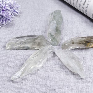 Wholesale Drilled Raw Green Crystal/Gemstone/Natural Green Crystal/Healing Stone/Chakra/Decor