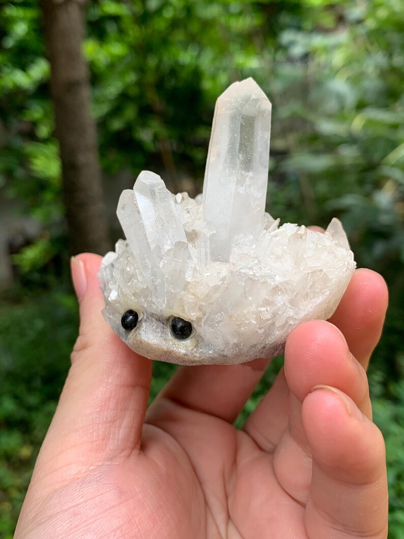 Clear Quartz Hedgehog/Natural Clear White Crystal Cluster/Crystal Sculpture/Crystal Carvings/Gift for Child/Healing Crystal image 2
