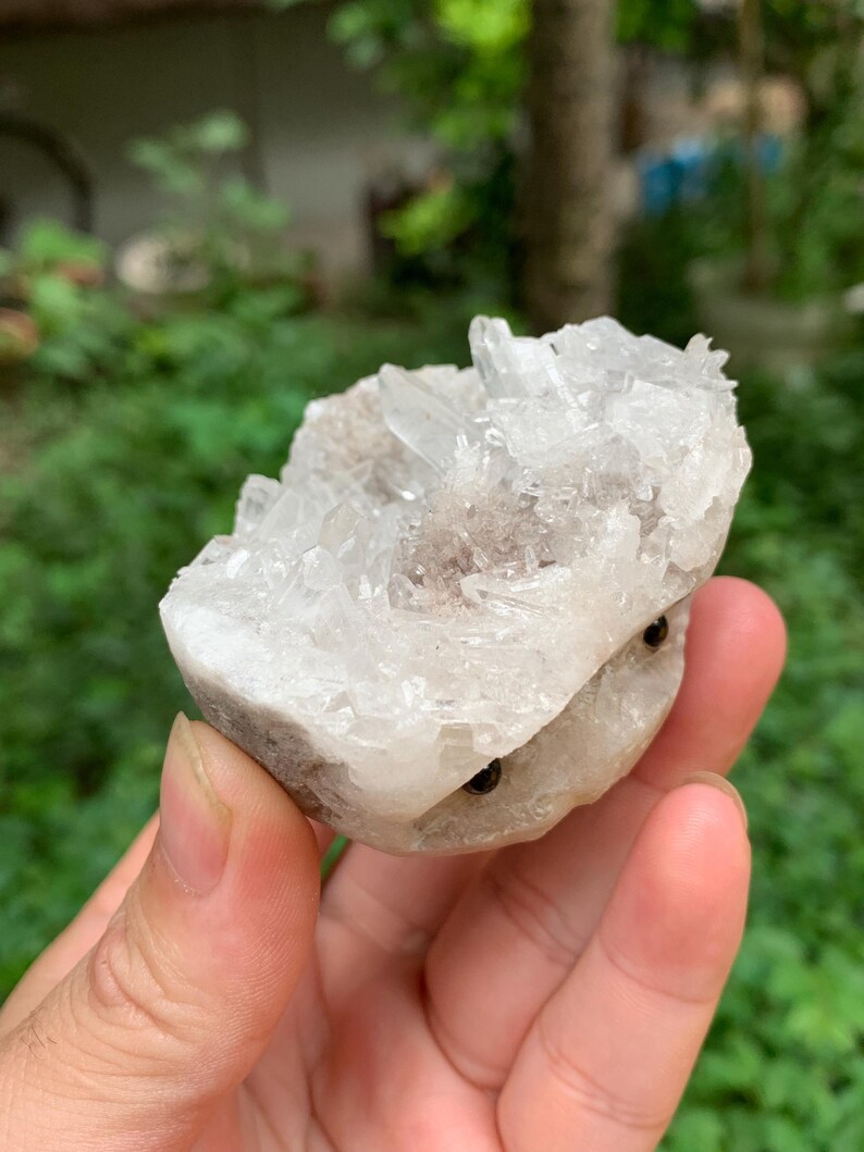 Clear Quartz Hedgehog/Natural Clear White Crystal Cluster/Crystal Sculpture/Crystal Carvings/Gift for Child/Healing Crystal image 7