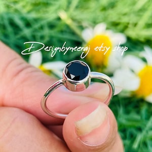 Naturla Onice Nero, Anello in Argento Sterling 925, Anello in Onice Nero, Anello in Onice, Gioielli in Onice Nero, Anello Sfaccettato, Gioielli in Onice, Gioielli in Onice Rotondo