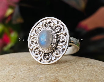 Natural Rainbow Moonstone Designer Ring, 925 Sterling Silver Ring, Moonstone Ring, Womens Gift Ring, Rainbow Moonstone, June Birthstone Ring